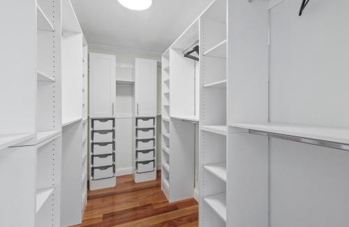 Sharp Park Maison | @ Marbella Lane - Buckingham Place Laundry + P