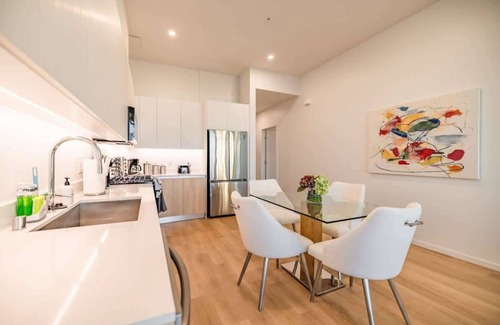 Waterfront Copropriété | @ Marbella Lane - Luxury Beachside 2BR