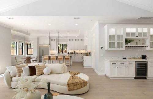 Silicon Valley Maison | @Marbella Lane - Sophisticated 4BR in Los Altos