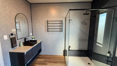 Nangkita Maison | Marbles House - 4 Bedrooms, 8 Beds, Sleeps 10 - Pet Friendly