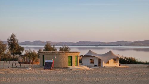 Siwa Appartement | Marcelia Eco-Village Front Lake View