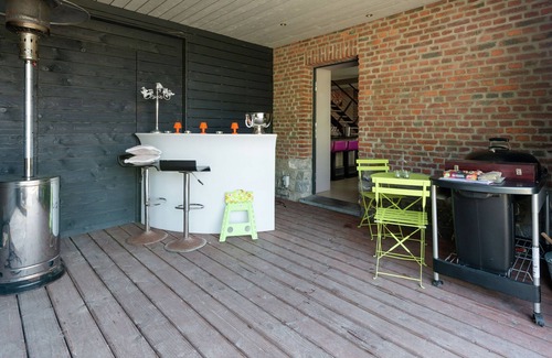 Aye Maison | Ferme des Marches avec jacuzzi