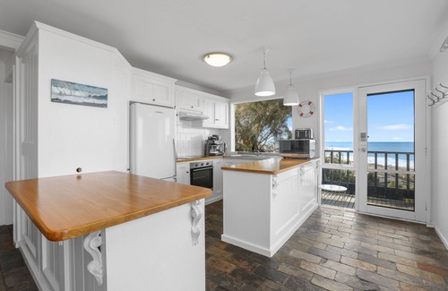 Marengo Maison | Marengo Views | Stunning 180° Beachfront Views