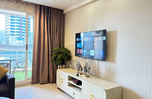 G-8 Sector Appartement | Margalla Vista - Luxury 2BR Apartment