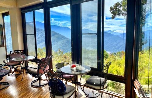 Ren'ai Maison | Margaret Garden Villa