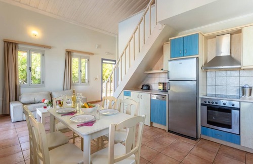 Kounopetra Villa | Maria Beach House - Trois Chambres Villa, Couchages 7