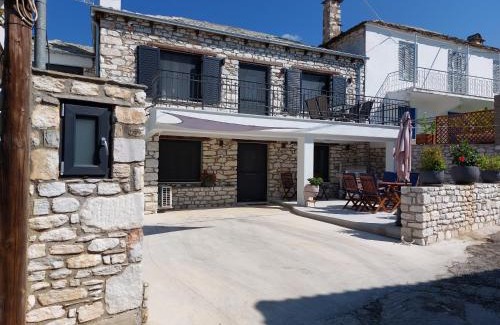 Thasos Maison | Maria Tsomou