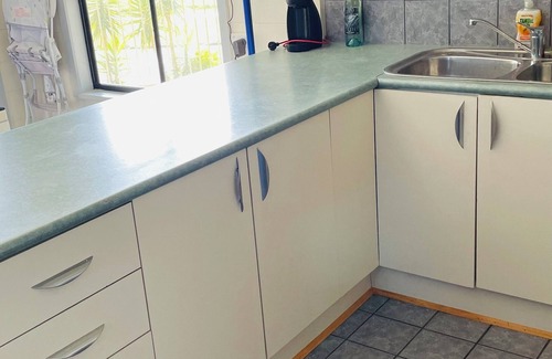 Goon Nure Appartement | Marina Quays lower deck, opposite marina, amazing views, pet friendly