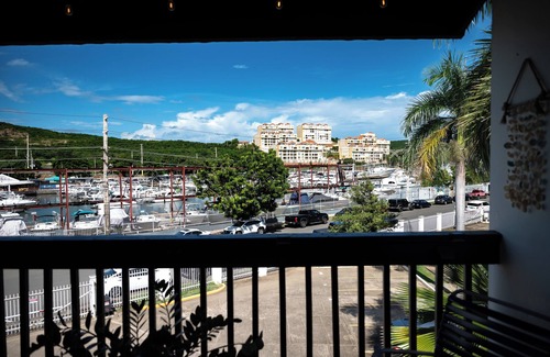 Sardinera Appartement | Marina View Apt! Walk to Boat Tours, Local Bakery,Nearby Beach & Much More!!