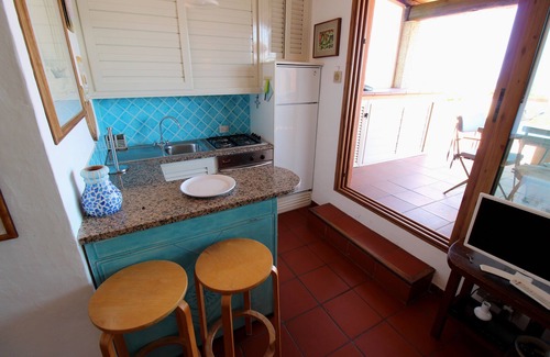 Golfo di Marinella Appartement | Appartement marin à 50 mètres de la plage, piscine, bar-restaurant, wifi
