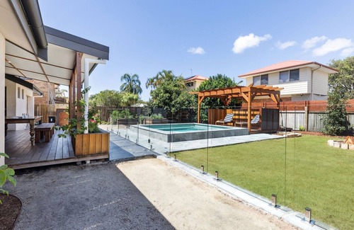 Yamba Maison | Mariners Rest - Heated pool and outdoor spa
