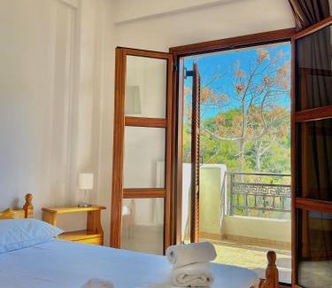 Gialiskari Appartement | Marinos Studios and Apartments