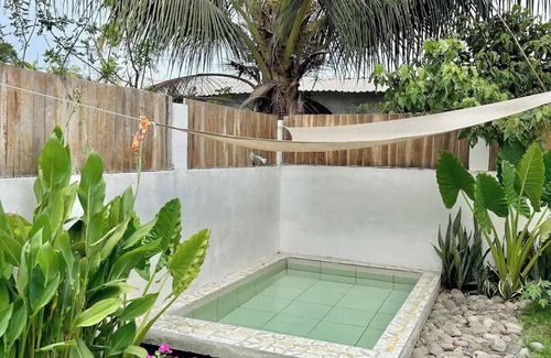 El Paredon Maison | Mariposas Bungalow with private small pool "AZURA"