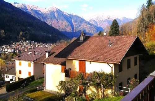 Bocenago Appartement | Marisa's House in Dolomit by Holiday World