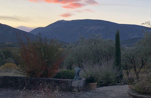 Faucon Maison | Marius, Mas provençal, piscine et face Ventoux.