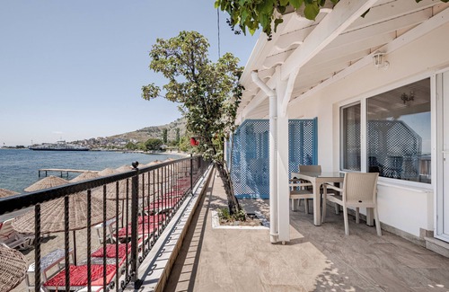 Marmara Appartement | Marmara Yali Evi - Direct Beachfront 2-Room-Apartment