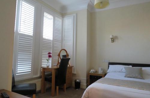 Hillside Maison | Marple Cottage Guest House