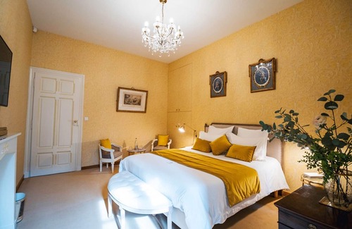 Filliere Maison | Château de Thorens - Chambre Madame Eugénie