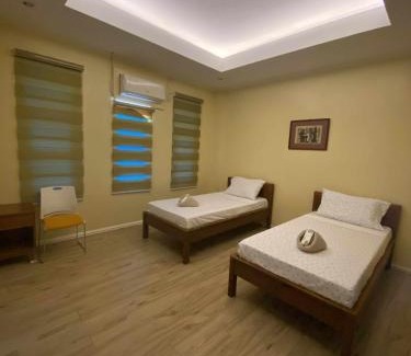 Bugasong Hôtel | Marrietas Hotel and Restaurant