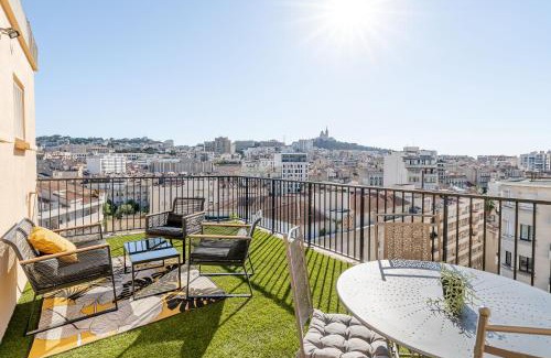 Lodi Appartement | Marseille: Superbe vue sur Notre-Dame de la Garde