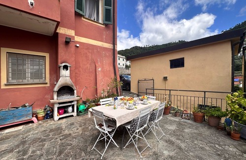 Castiglione Chiavarese Appartement | Martina's house in San Pè apartment surrounded by nature 20 min from the sea