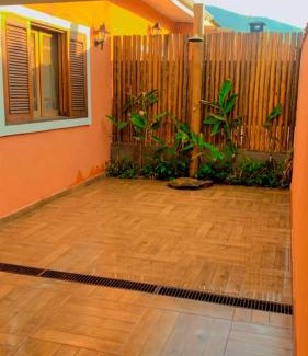 Agua Branca Maison | Maruá Casa próximo da praia do Perequê com garagem e churrasqueira