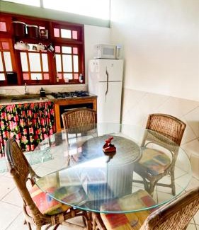 Agua Branca Maison | Maruá Casa próximo da praia do Perequê com garagem e churrasqueira