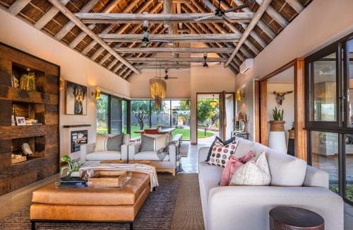 Buffelspruit Maison | Marula Sunrise Lodge, Mjejane Private Game Reserve