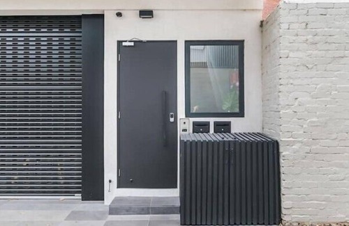 Middle Park Appartement | Marvellous Middle Park Luxury Loft+View. Sleeps 4.