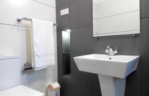 Peliyagoda Appartement | Marvelous 3-bedroom apartment with AC in Peliyagoda by Alimankada Residencies