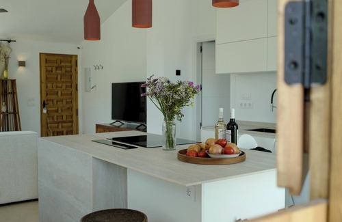 Sotillo de la Adrada Maison | Marvelous 4-bedroom luxury Mountain Villa with private pool and garden