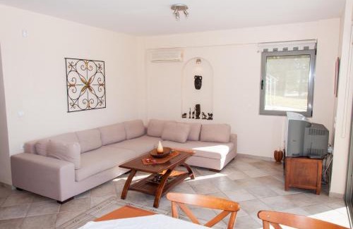 Skaloma Maison | Marvelous house by the sea