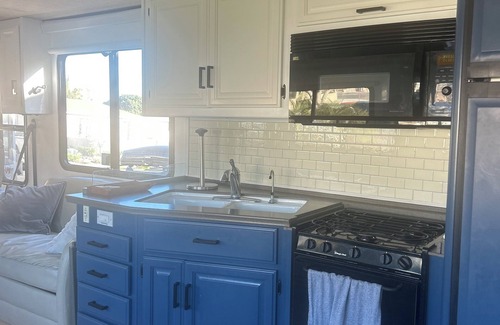 Imperial Beach Maison | Marvelous RV with AC in Imperial Beach - Perfect for a getaway