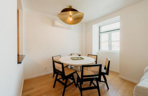 Santo Condestavel Appartement | Mary Pink - NO 3C - Sublime Two-Bedroom Apartment