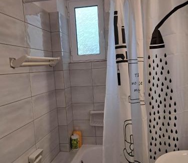 Aigio Appartement | Mary's Home Center City F