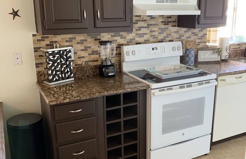 Apollo Beach Copropriété | "Maryam's Condo on the Harbor"