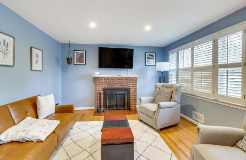 Cheverly Maison | Maryland Home with Deck 8 Mi to Washington, DC