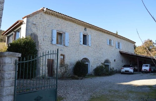 Villeneuve-de-Berg Maison | Mas Ardechois proche Vallon pont d'Arc
