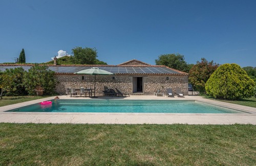 Viols-en-Laval Villa | Mas de l'Avit - Villa de vacances près de Montpellier avec piscine, vue et jardin clos