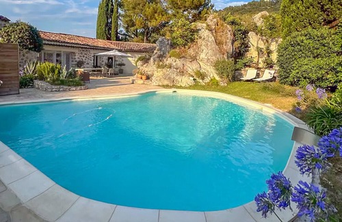 Roquebilliere Villa | Mas de la Roche – Villa de luxe à Nice avec piscine privée, jardin et vue panoramique