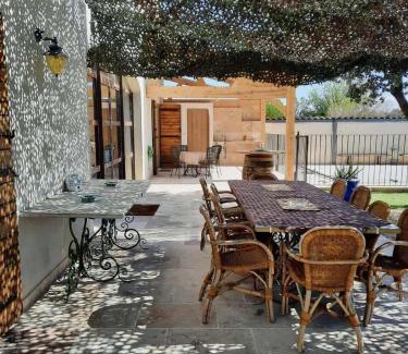 Sorgues Villa | Mas de la Roncière