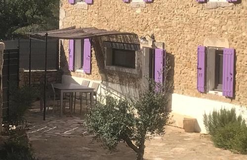 Salazac Maison | MAS ENTIEREMENT RENOVE, à SALAZAC, Le Mas des Deux Vallées, 4 CHAMBRES, 8 personnes avec Piscine privée