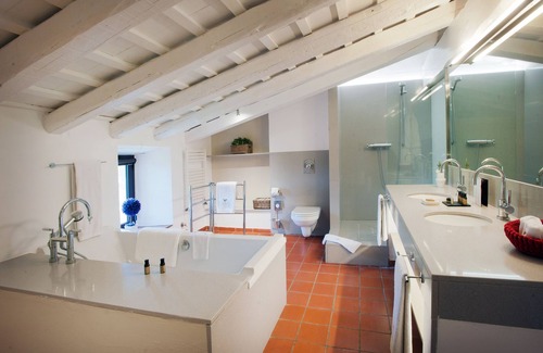 Avinyonet de Puigventos Hôtel | Mas Falgarona Hotel Boutique and Spa