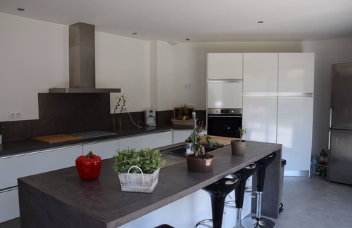 Pierrelongue Maison | Le Mas Kalicia - Belle villa de 170m² avec piscine
