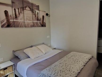 Ferrieres-les-Verreries Lit Et Petit-Déjeuner | Mas les jasses Chambre d'hôte calme et agréable à la campagne
