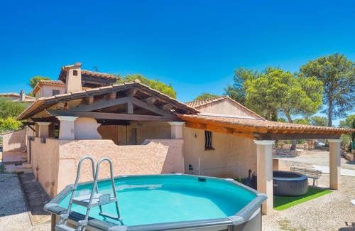 Le Muy Villa | Mas provençal - Vue sur le rocher de Roquebrune