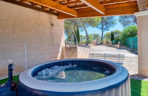 Le Muy Villa | Mas provençal - Vue sur le rocher de Roquebrune