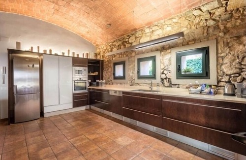 Cabrils Villa | Mas Vives, exclusiva masía del siglo XV