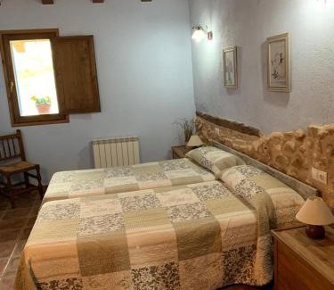 Monroyo Maison | Masia de la Serra de la Cogulla