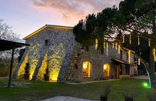 Hostalric Villa | MASIA PUIG PIQUÉ - Piscina, jardín, porcho, BBQ, WIFI - 20 PERSONAS